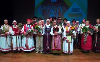 FOKLORO ANSAMBLIUI „RADASTA“- 35